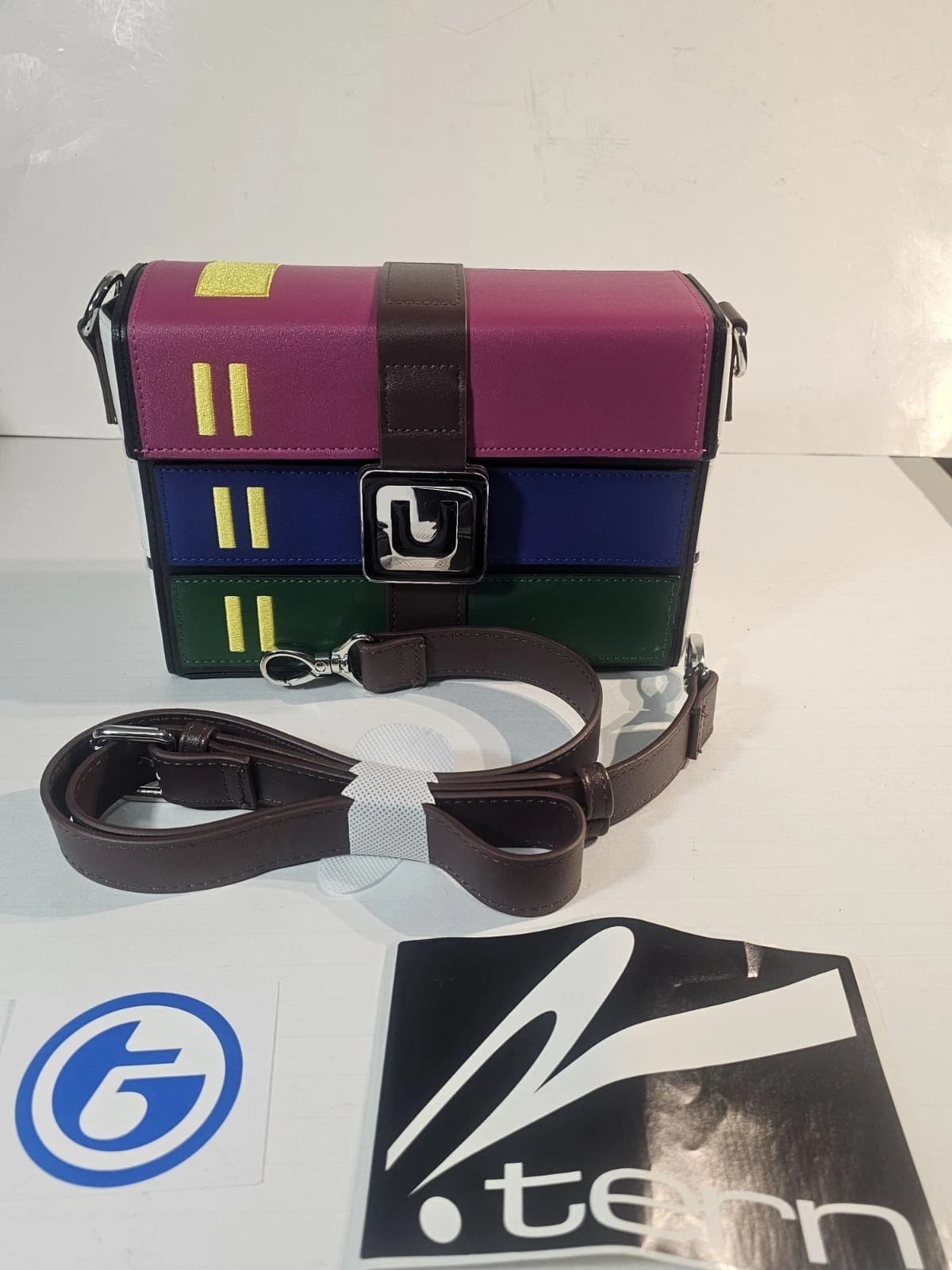 BRAND NEW WinRAR x tern ARCHIVE MESSENGER BAG ✅ VINTAGE 90s Y2K Windows - Image 1