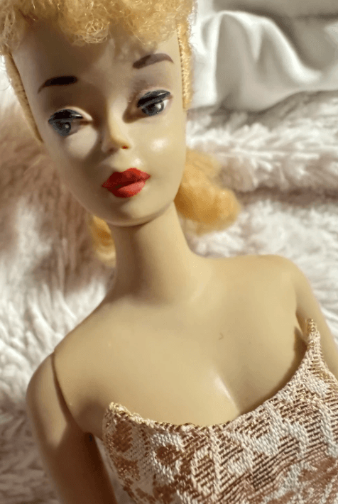 Vintage Barbie #3 Blonde Ponytail (1960) – Golden Girl Dress #911 - Image 1